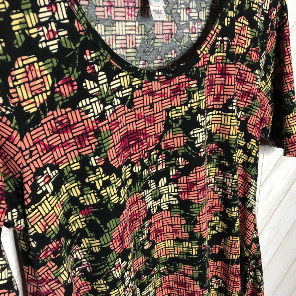 Lularoe Perfect Tee - image 2